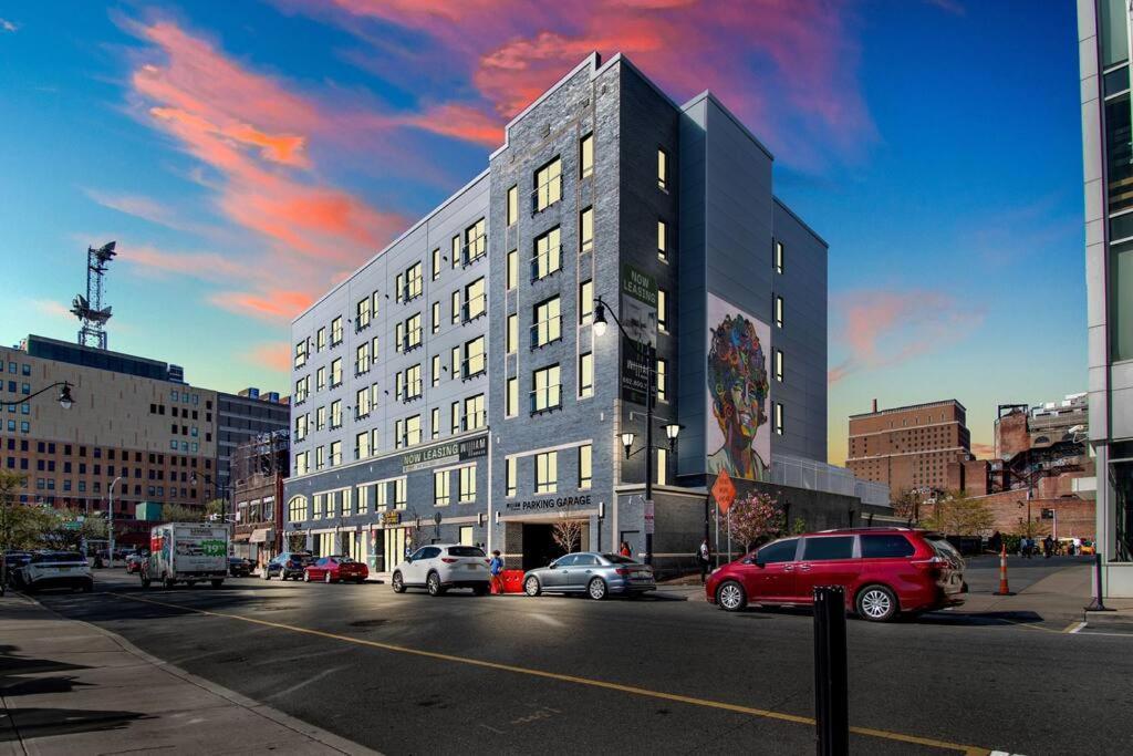 Rhythm & Blues Free Park 2Bd-2Bth Near Ewr-Penn-Prudential Apartment Newark Exterior photo